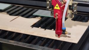 کاربرد دستگاه CO2 در تبلیغات