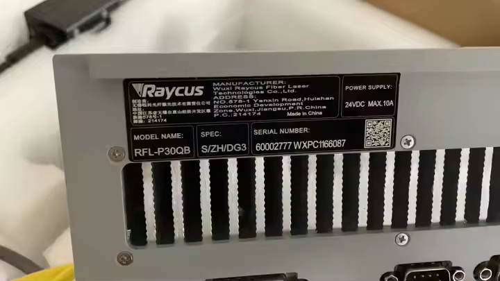 سورس لیزر فایبر Raycus مدل RFL-P70QA توان ۷۰W
